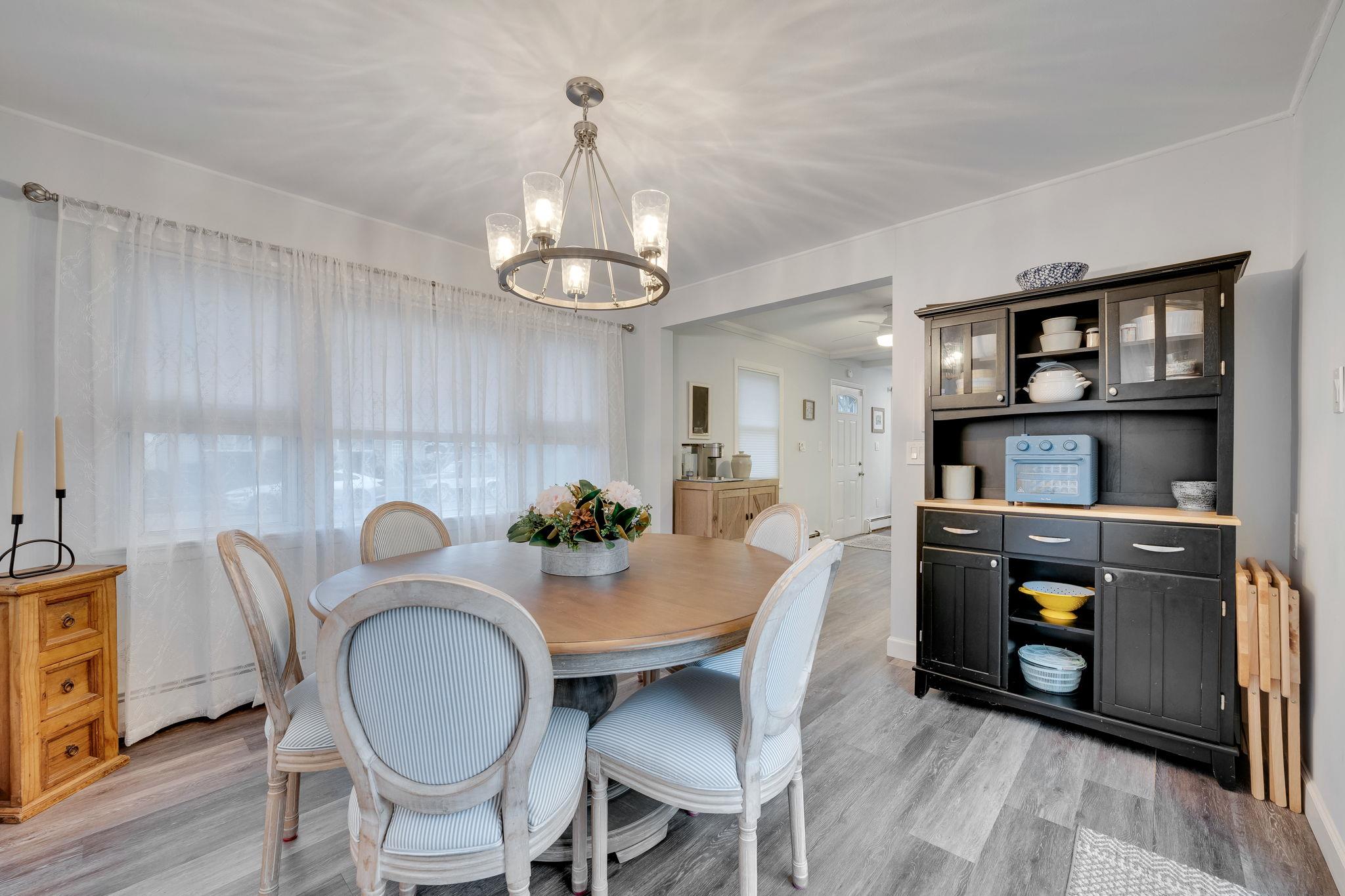 20 Harbor Lane, Levittown, New York image 8