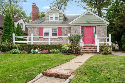 57 Carol Street Lynbrook NY 11563