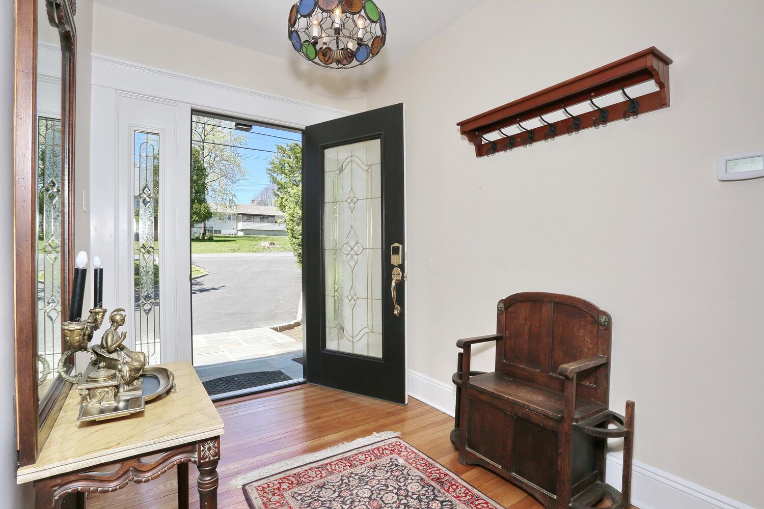 85 S Harrison Avenue, Congers, New York image 3