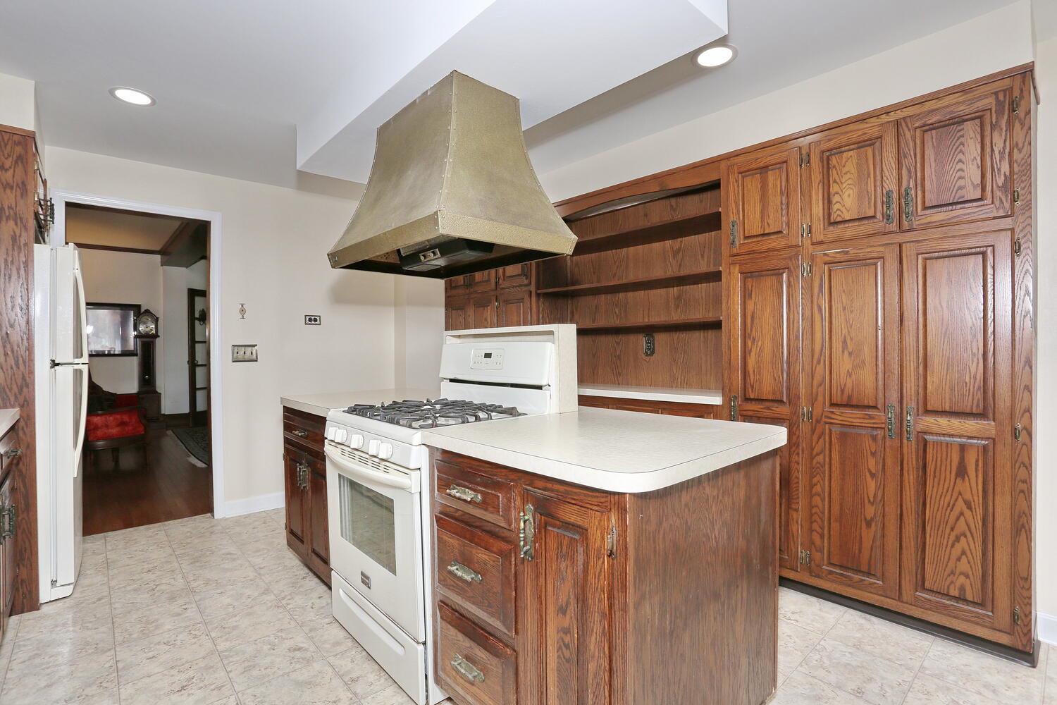 85 S Harrison Avenue, Congers, New York image 15