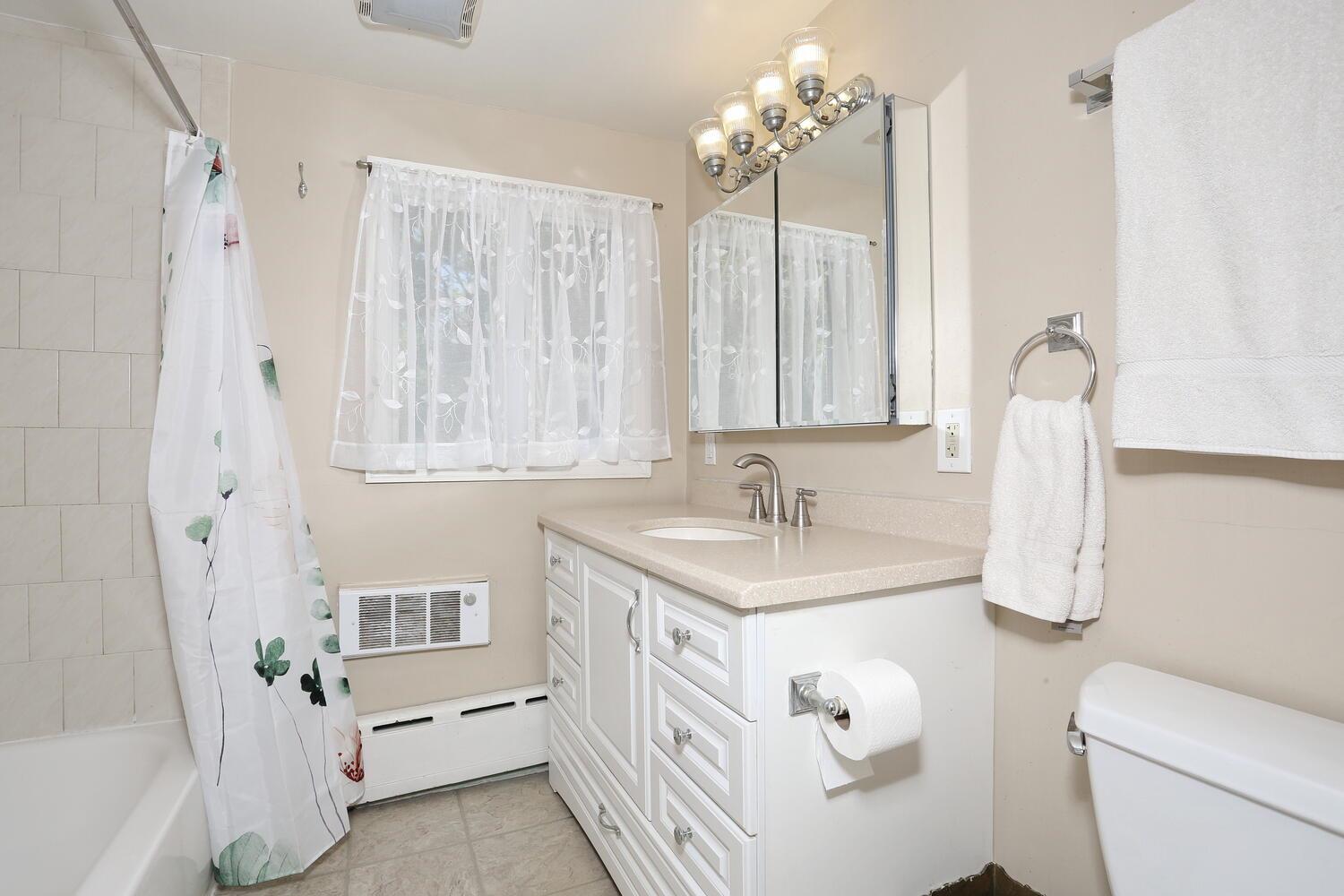 85 S Harrison Avenue, Congers, New York image 21