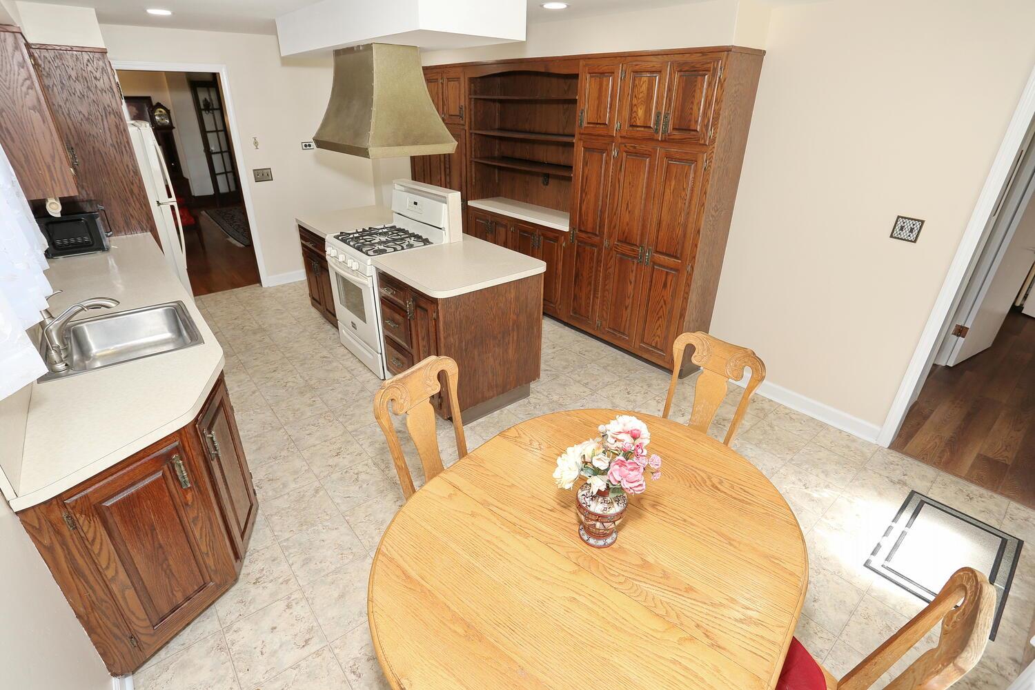 85 S Harrison Avenue, Congers, New York image 17
