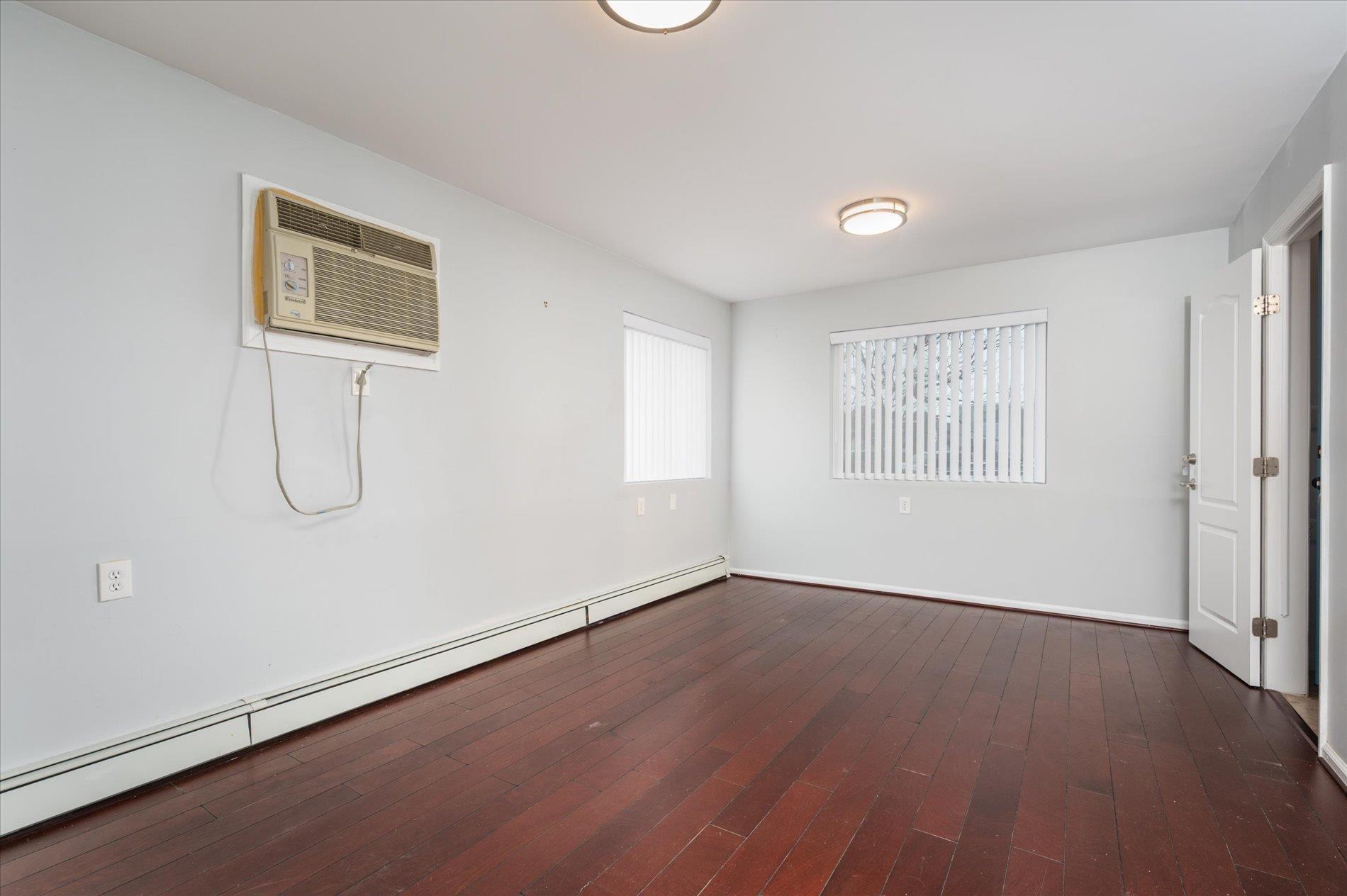 720 W Park Avenue, Long Beach, New York image 14