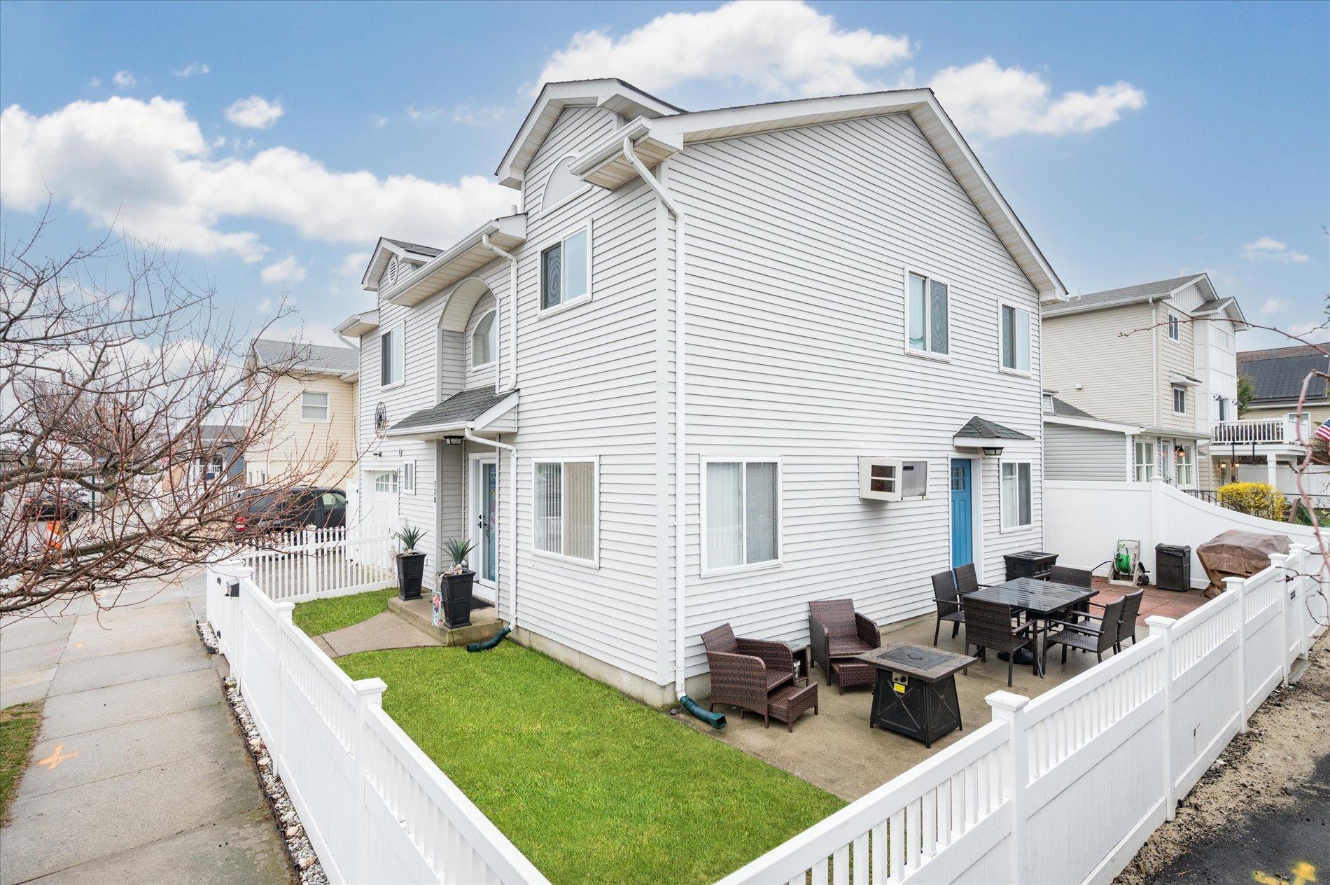 720 W Park Avenue, Long Beach, New York image 16