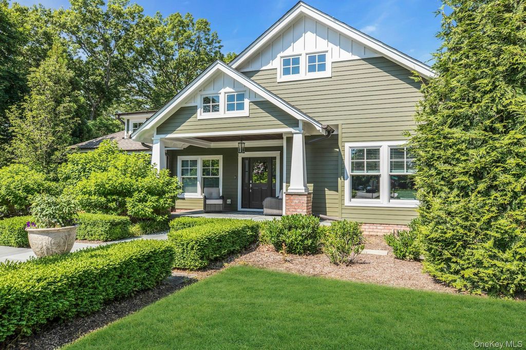 Photo of 120 Cambon Avenue, Saint James, NY 11780 (MLS # 965701)