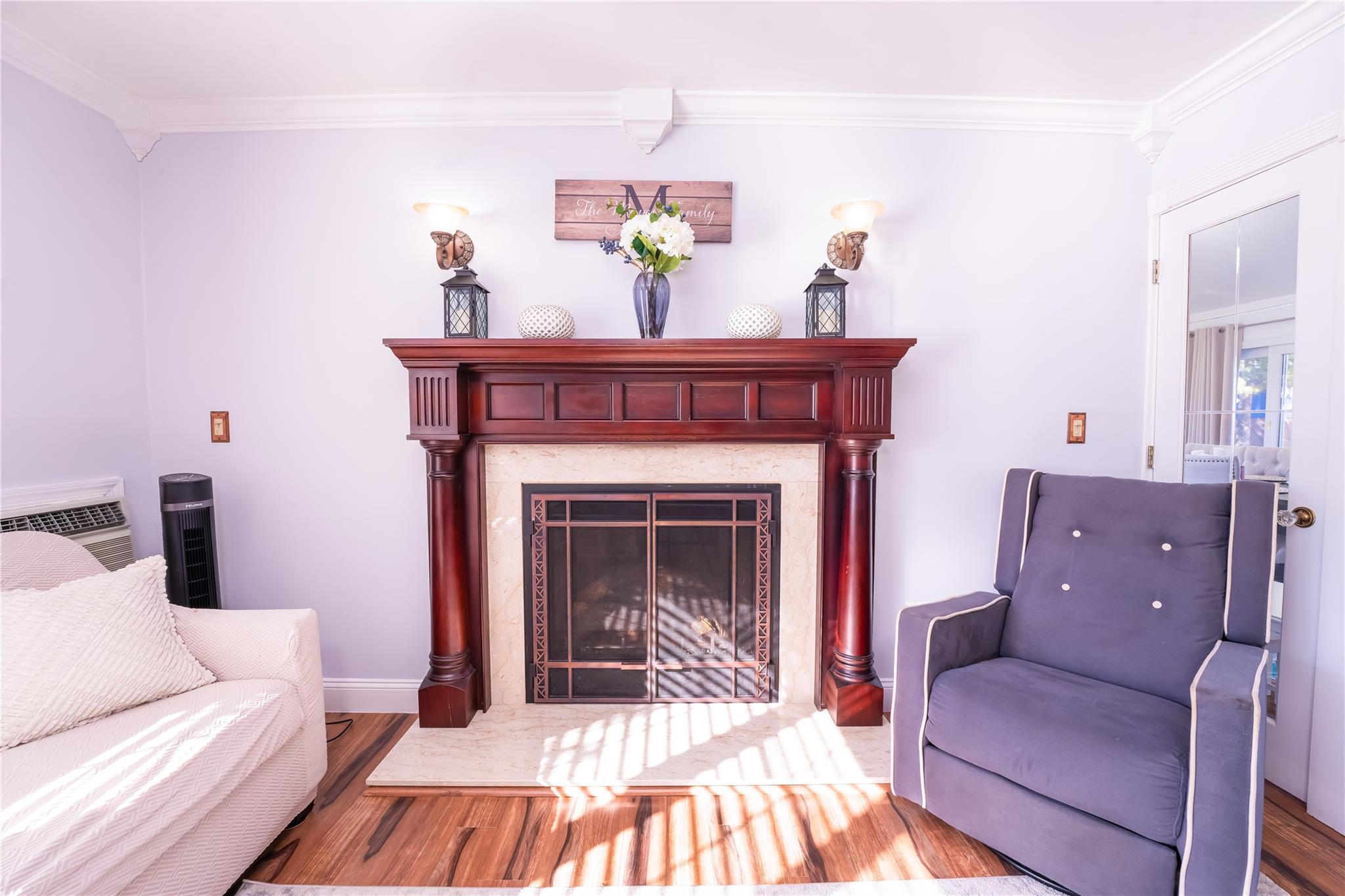 36 Orleans Green, Coram, New York image 8