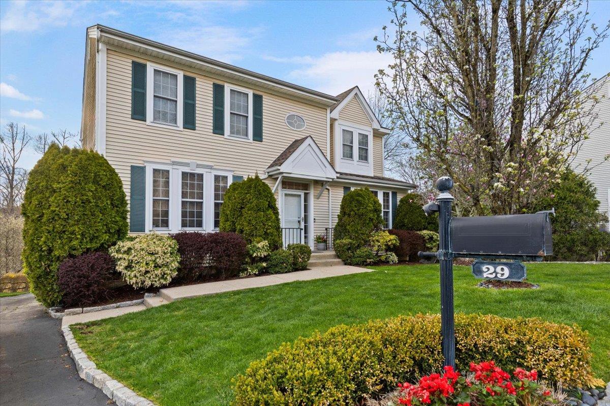 29 Fellowship Lane, Rye Brook, New York image 2
