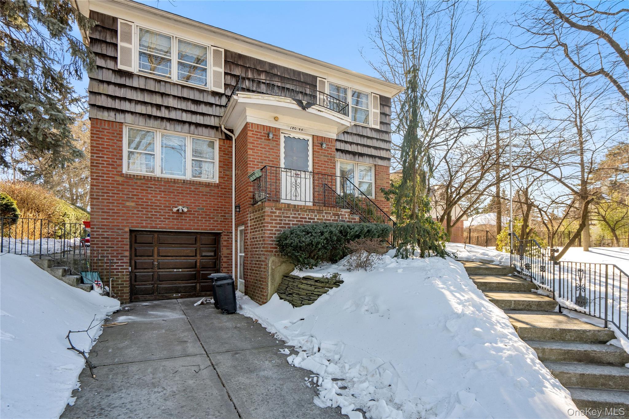 180-44 Grand Central Parkway