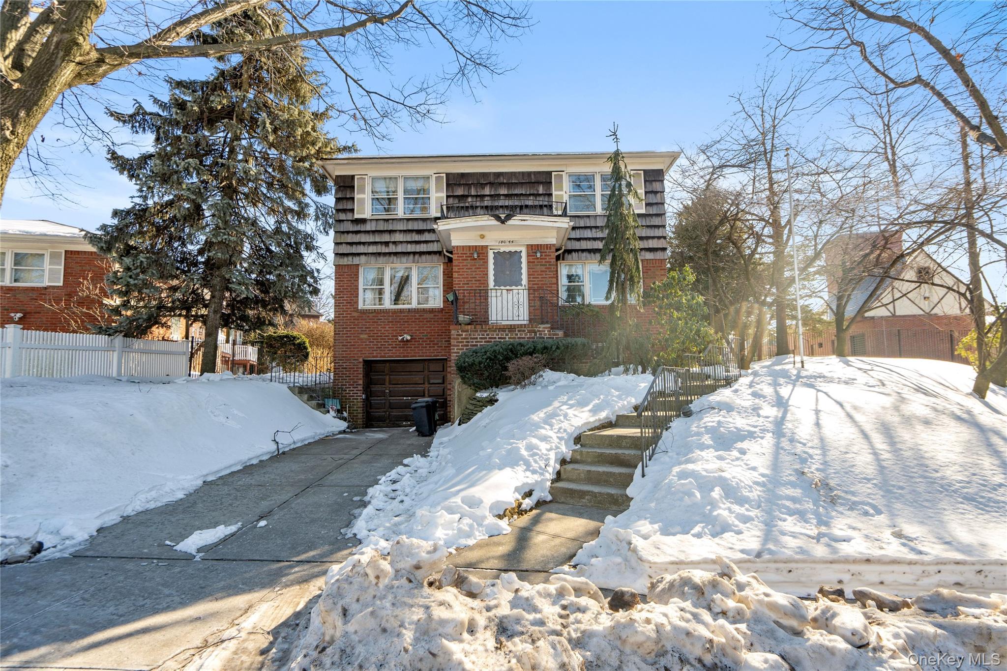 180-44 Grand Central Parkway