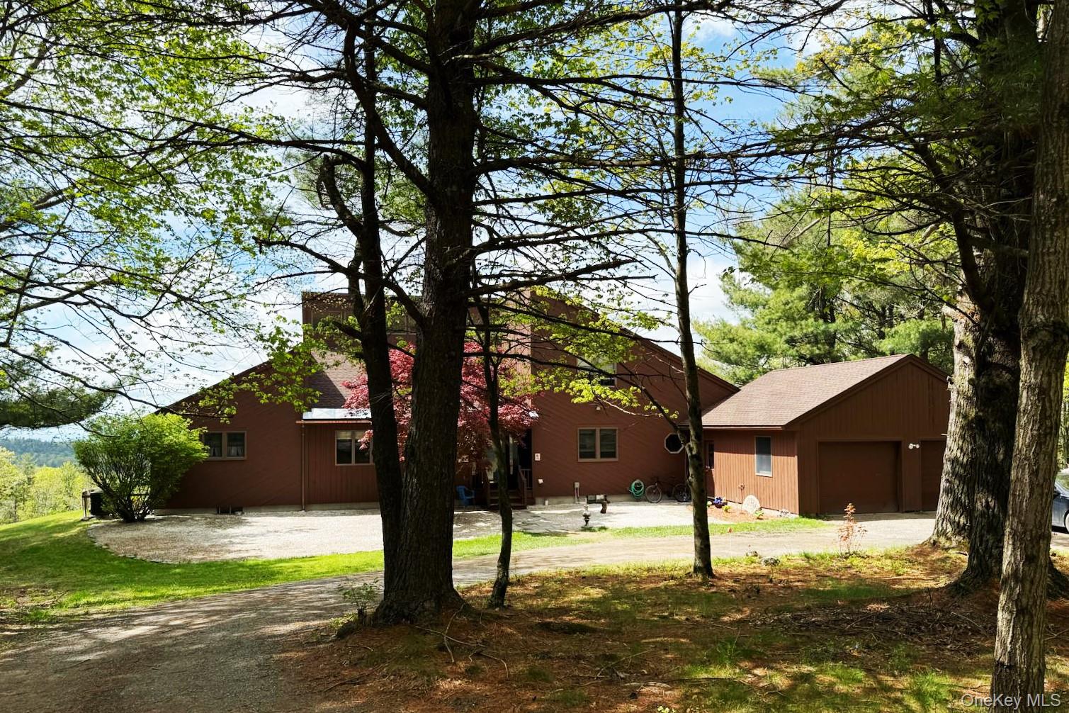 East Chatham, New York 12060, United States, 3 Bedrooms Bedrooms, ,3 BathroomsBathrooms,Residential,Active,135401