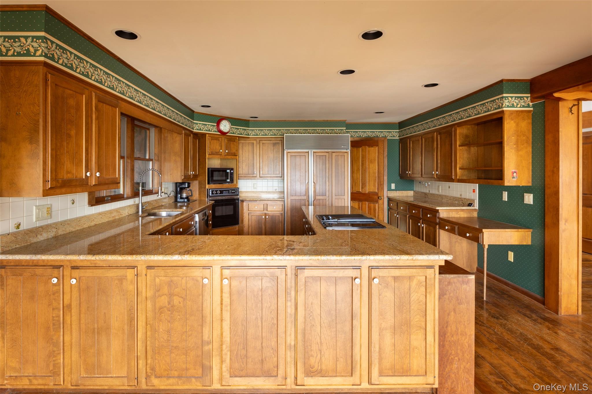 East Chatham, New York 12060, United States, 3 Bedrooms Bedrooms, ,3 BathroomsBathrooms,Residential,Active,135401