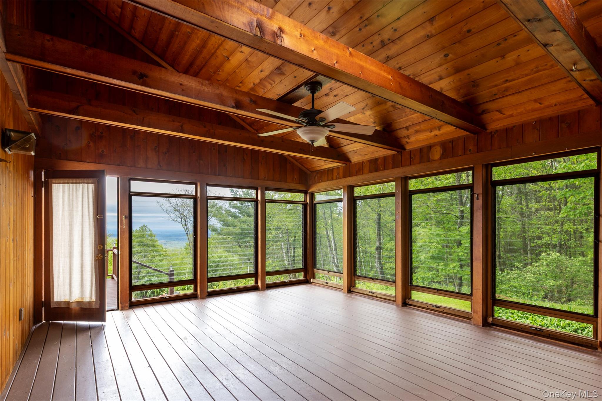 East Chatham, New York 12060, United States, 3 Bedrooms Bedrooms, ,3 BathroomsBathrooms,Residential,Active,135401