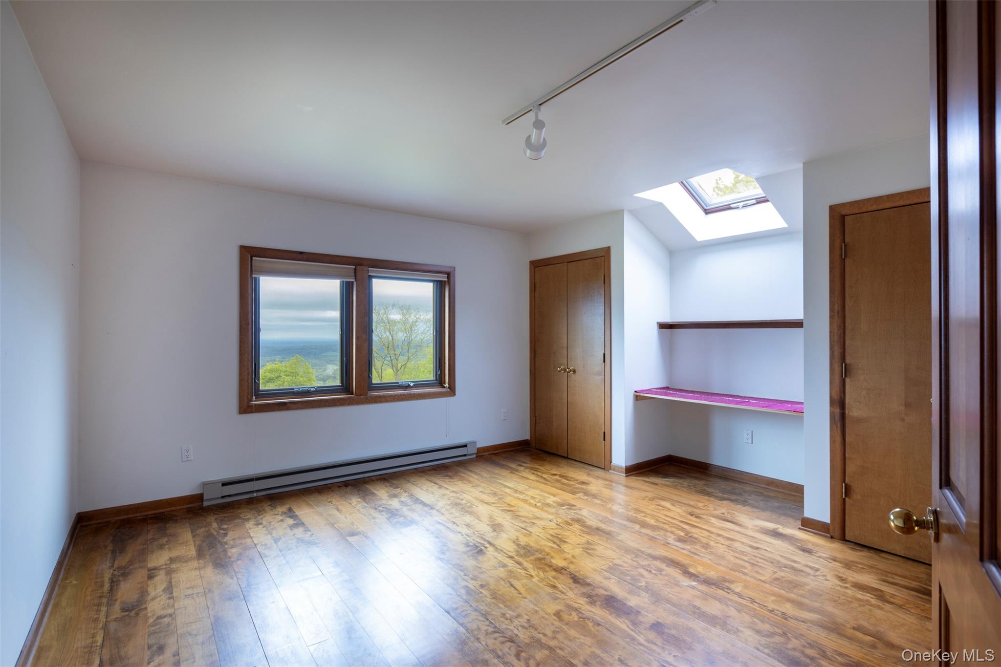 East Chatham, New York 12060, United States, 3 Bedrooms Bedrooms, ,3 BathroomsBathrooms,Residential,Active,135401