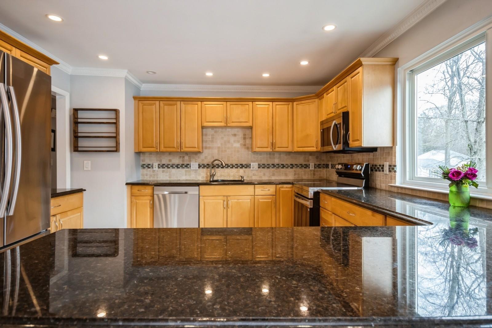 56 Ruth Road, Cortlandt Manor, New York image 9