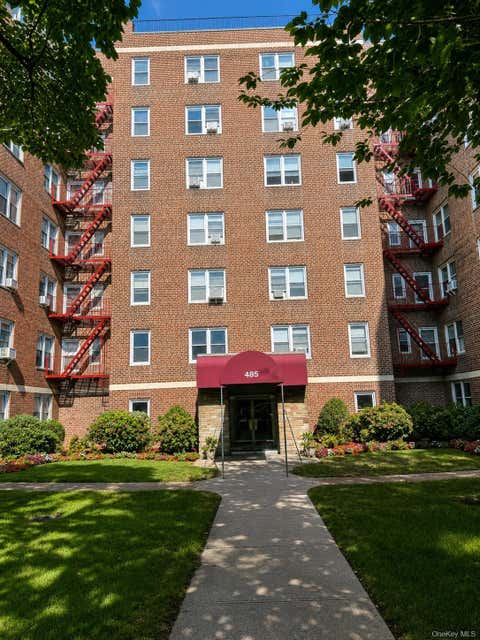 Homes For Sale - 485 Bronx River Road #C24<br/> Yonkers, NY 10704