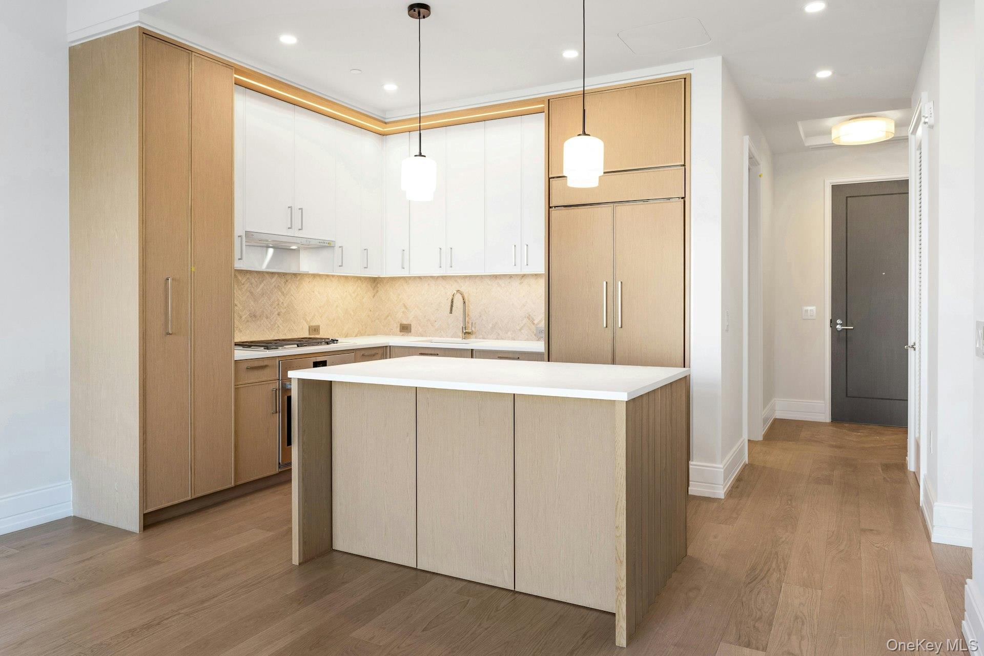 4 Lighthouse Landing 420