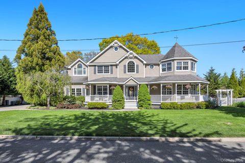 Photo of 19 Dorothy Street, Nesconset, NY 11767 (MLS # 999315)