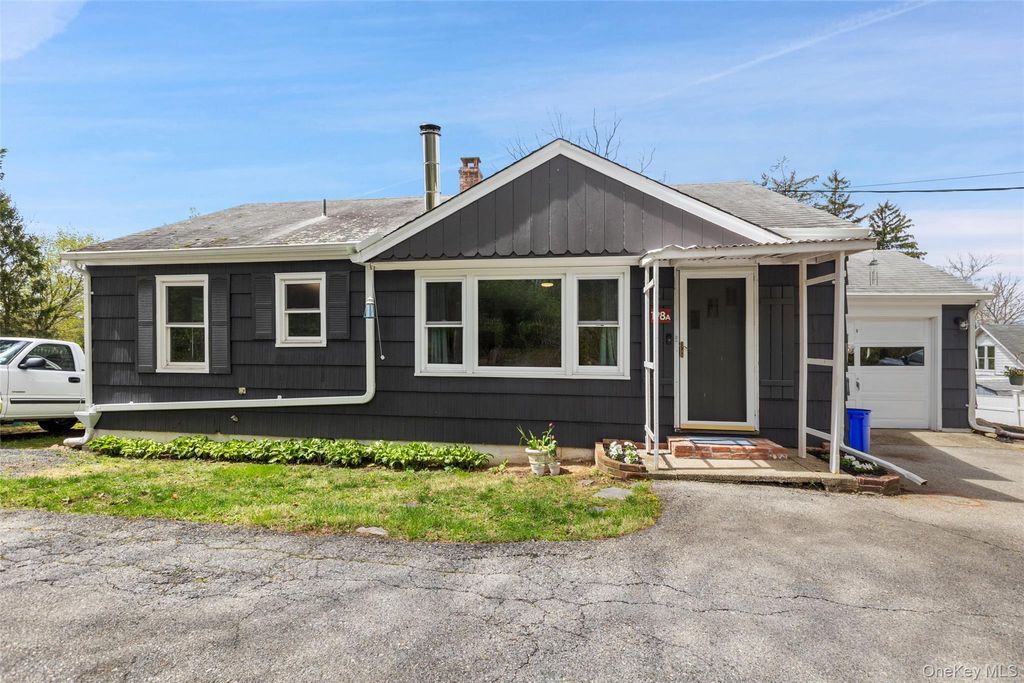 Photo of 198A Locust Avenue, Cortlandt Manor, NY 10567 (MLS # 984889)