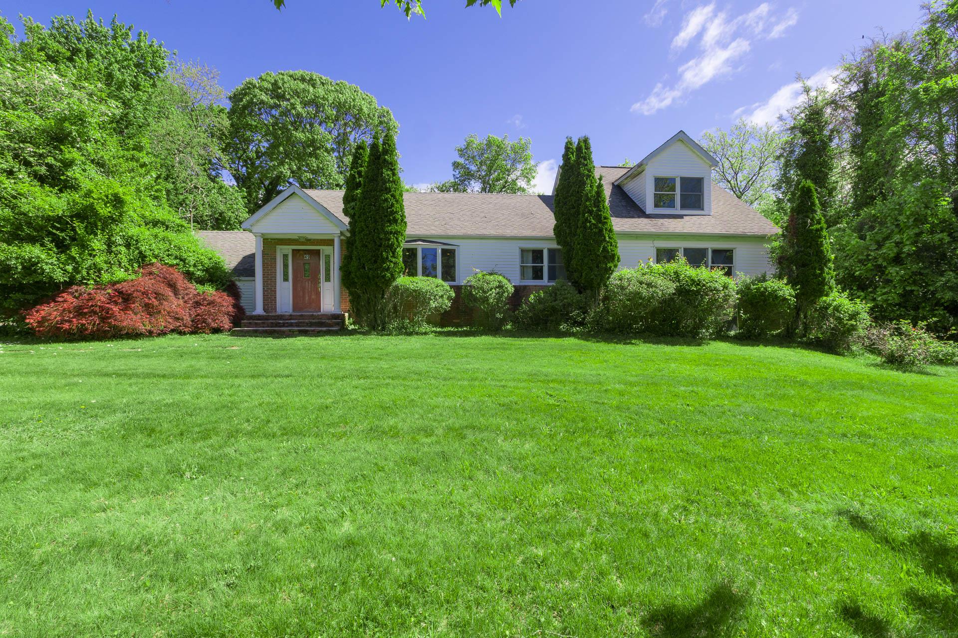 Property for Sale at Hawkins Road, Stony Brook, Hamptons, NY - Bedrooms: 4 
Bathrooms: 3  - $699,000