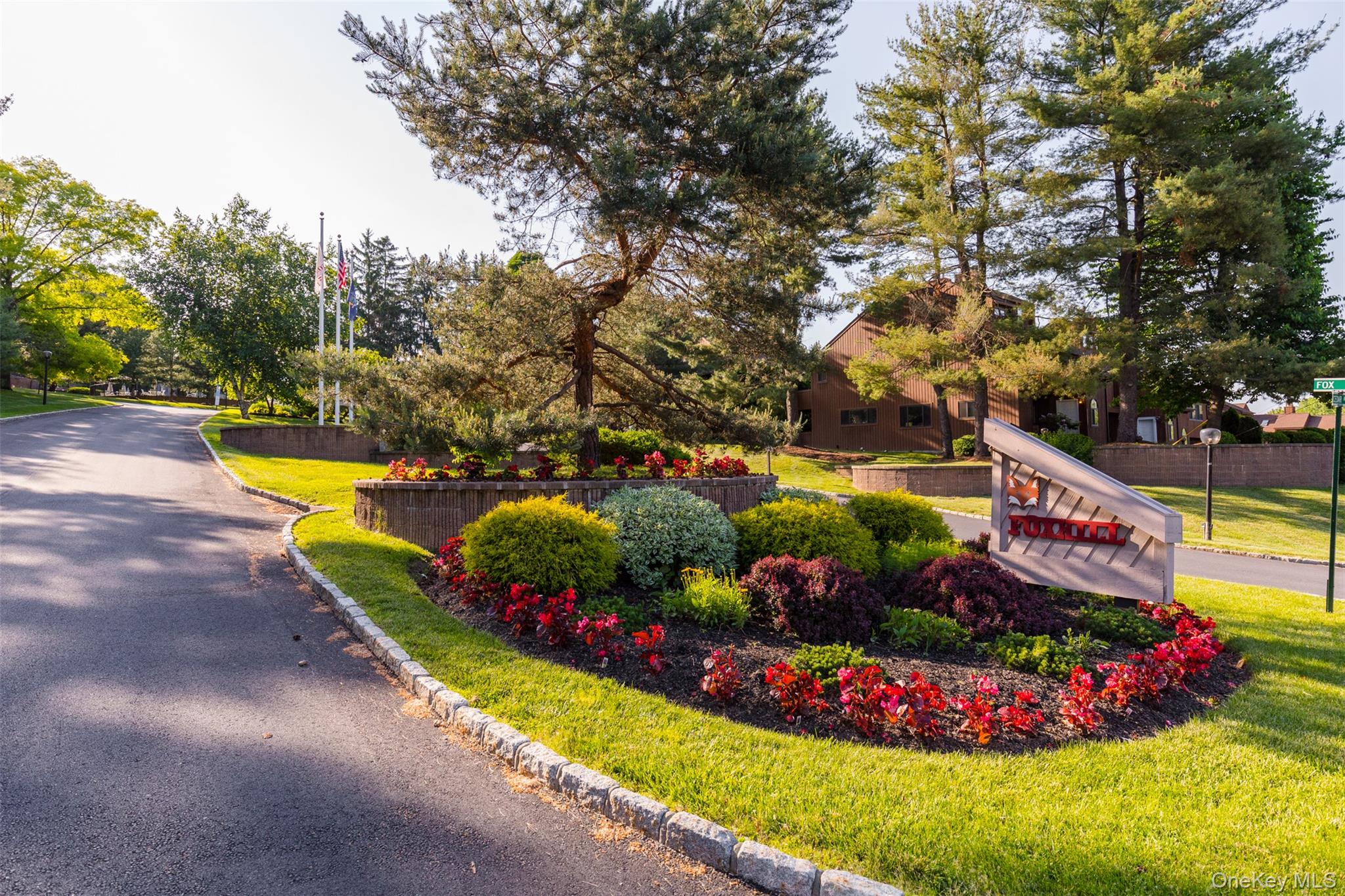 Poughkeepsie, New York 12603, United States, 2 Bedrooms Bedrooms, ,1 BathroomBathrooms,Residential,Active,198381