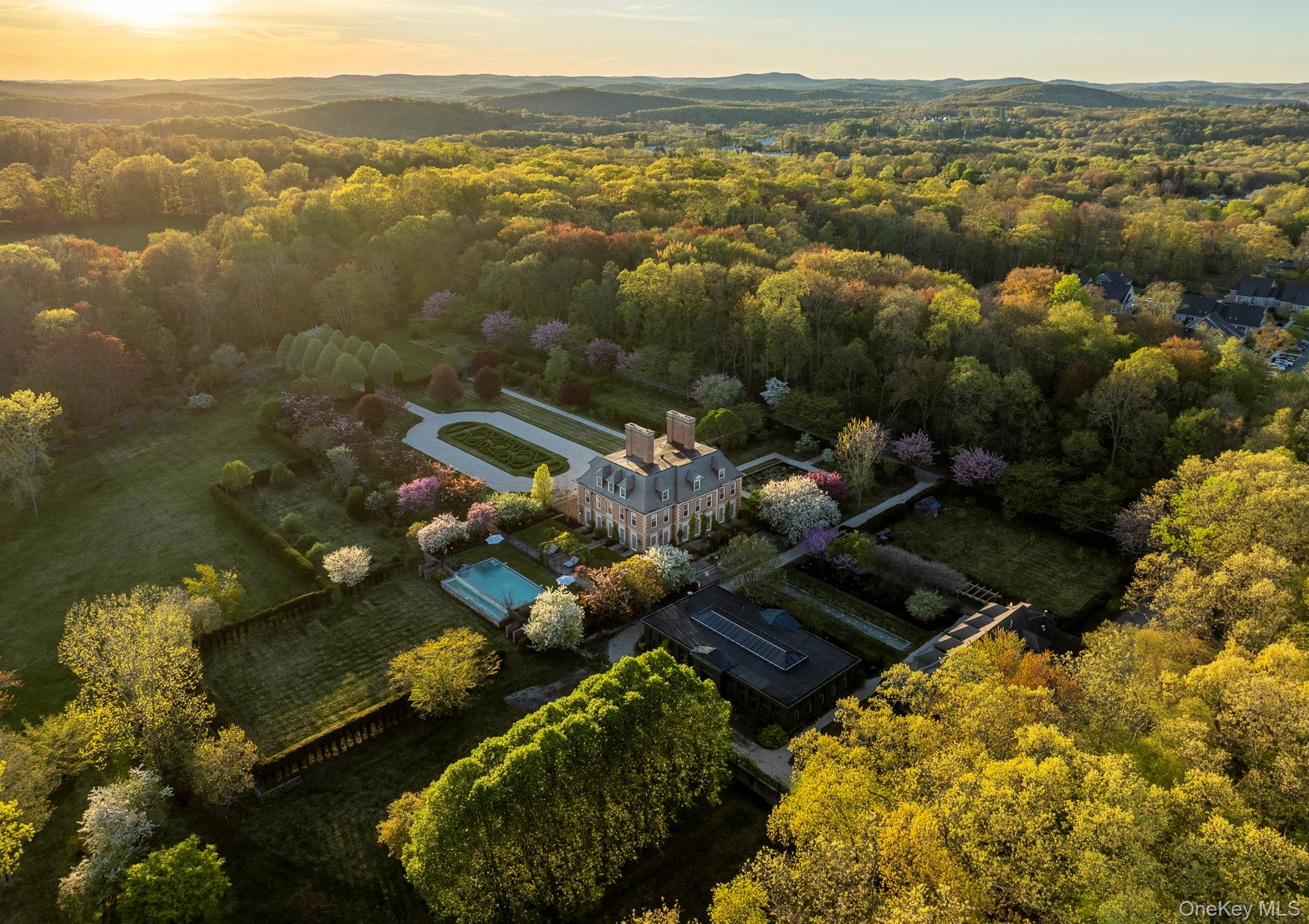 North Salem, New York 10560, United States, 10 Bedrooms Bedrooms, ,9 BathroomsBathrooms,Residential,Active,124223