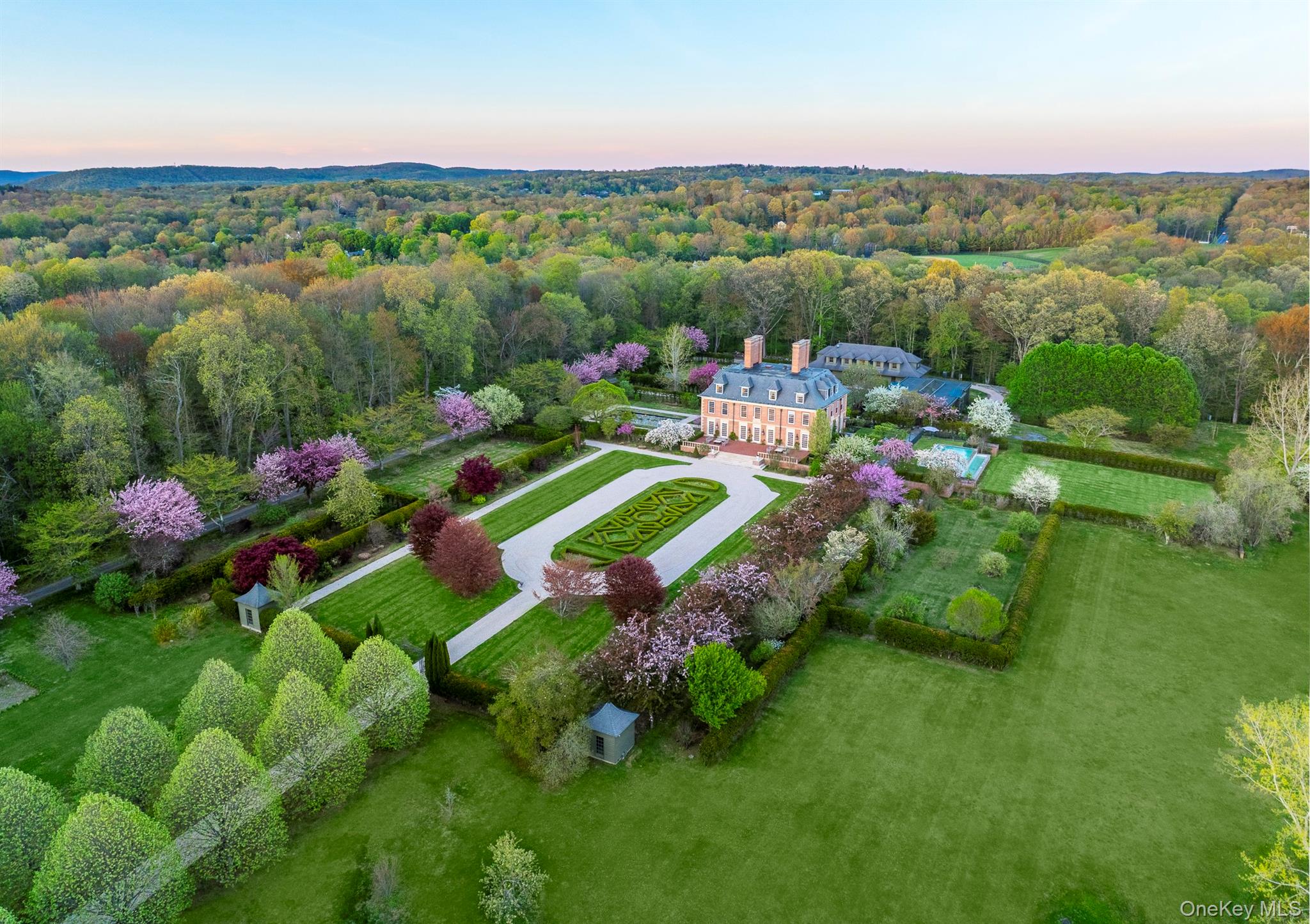 North Salem, New York 10560, United States, 10 Bedrooms Bedrooms, ,9 BathroomsBathrooms,Residential,Active,124223