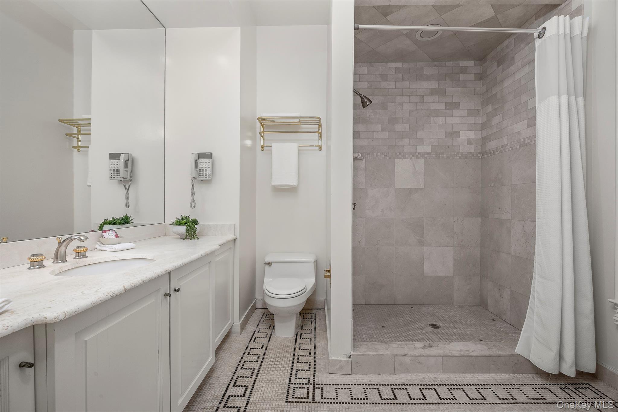 North Salem, New York 10560, United States, 10 Bedrooms Bedrooms, ,9 BathroomsBathrooms,Residential,Active,124223