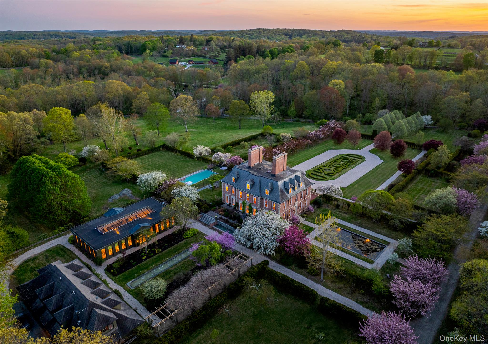 North Salem, New York 10560, United States, 10 Bedrooms Bedrooms, ,9 BathroomsBathrooms,Residential,Active,124223