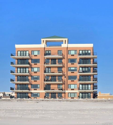 Photo of 260 W Broadway #7A, Long Beach, NY 11561 (MLS # 986288)