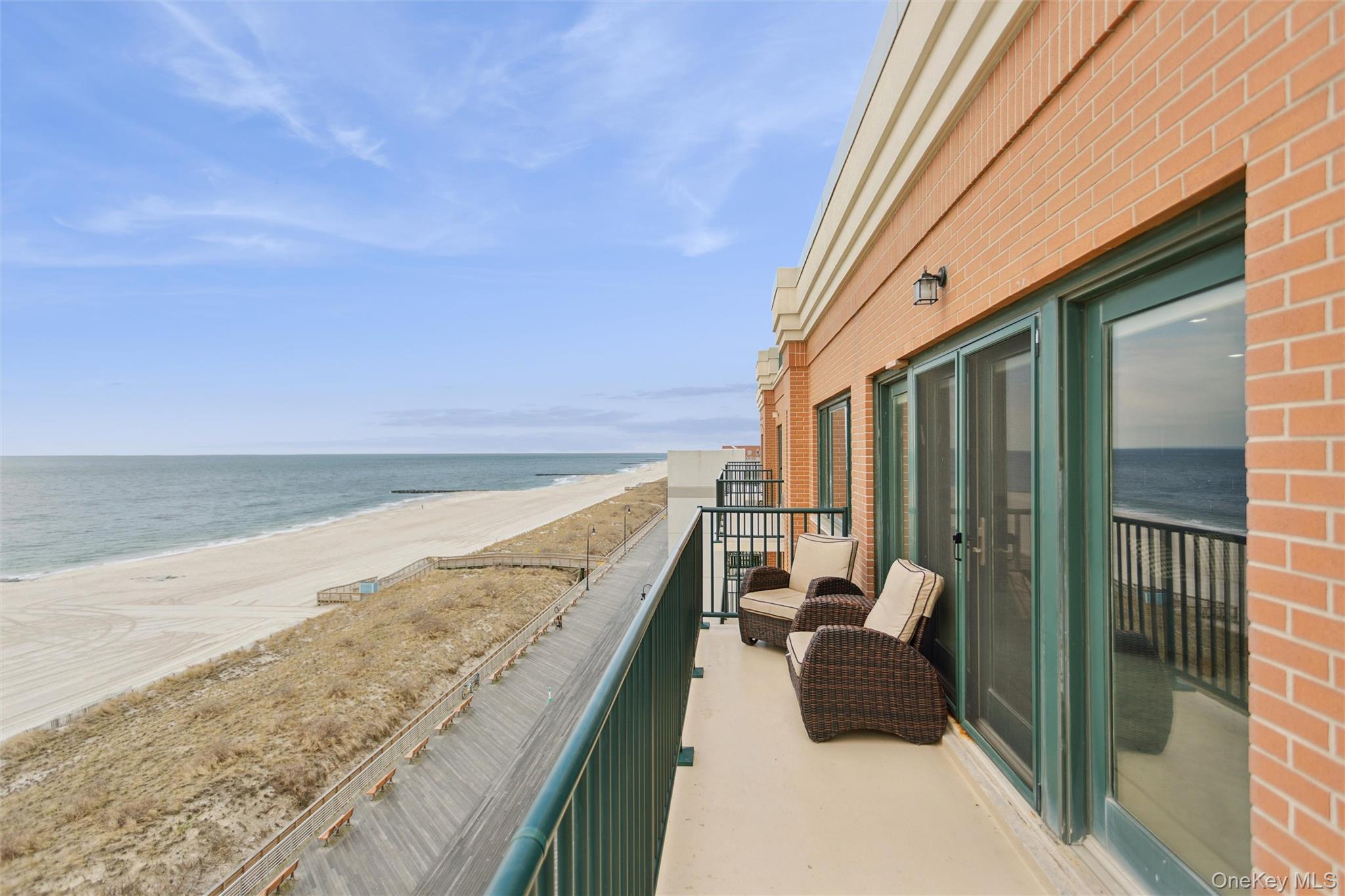 260 W Broadway 7A