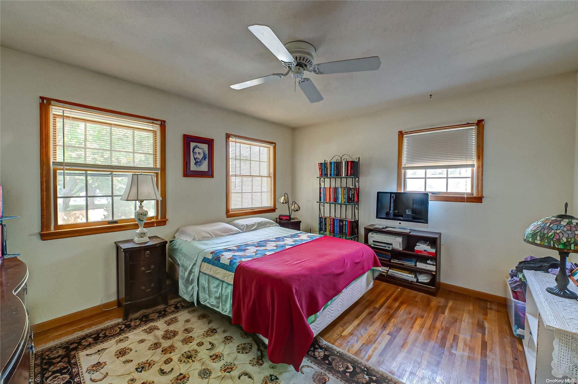 4 Greg Lane, East Northport, New York image 13
