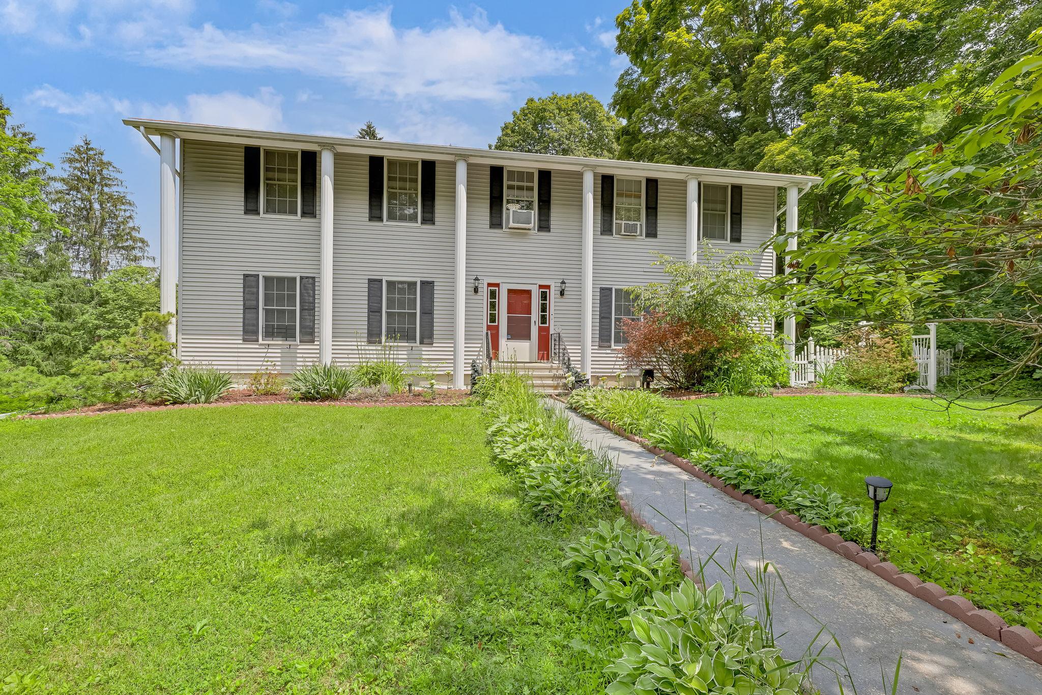 8 Mueller Mountain Road, Putnam Valley, New York image 43