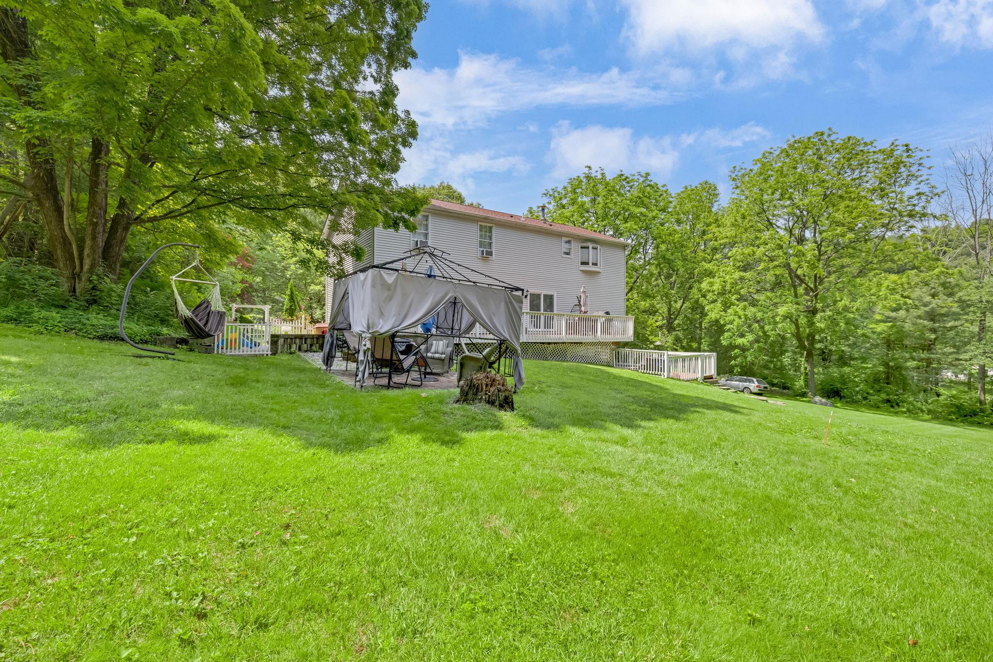 8 Mueller Mountain Road, Putnam Valley, New York image 42