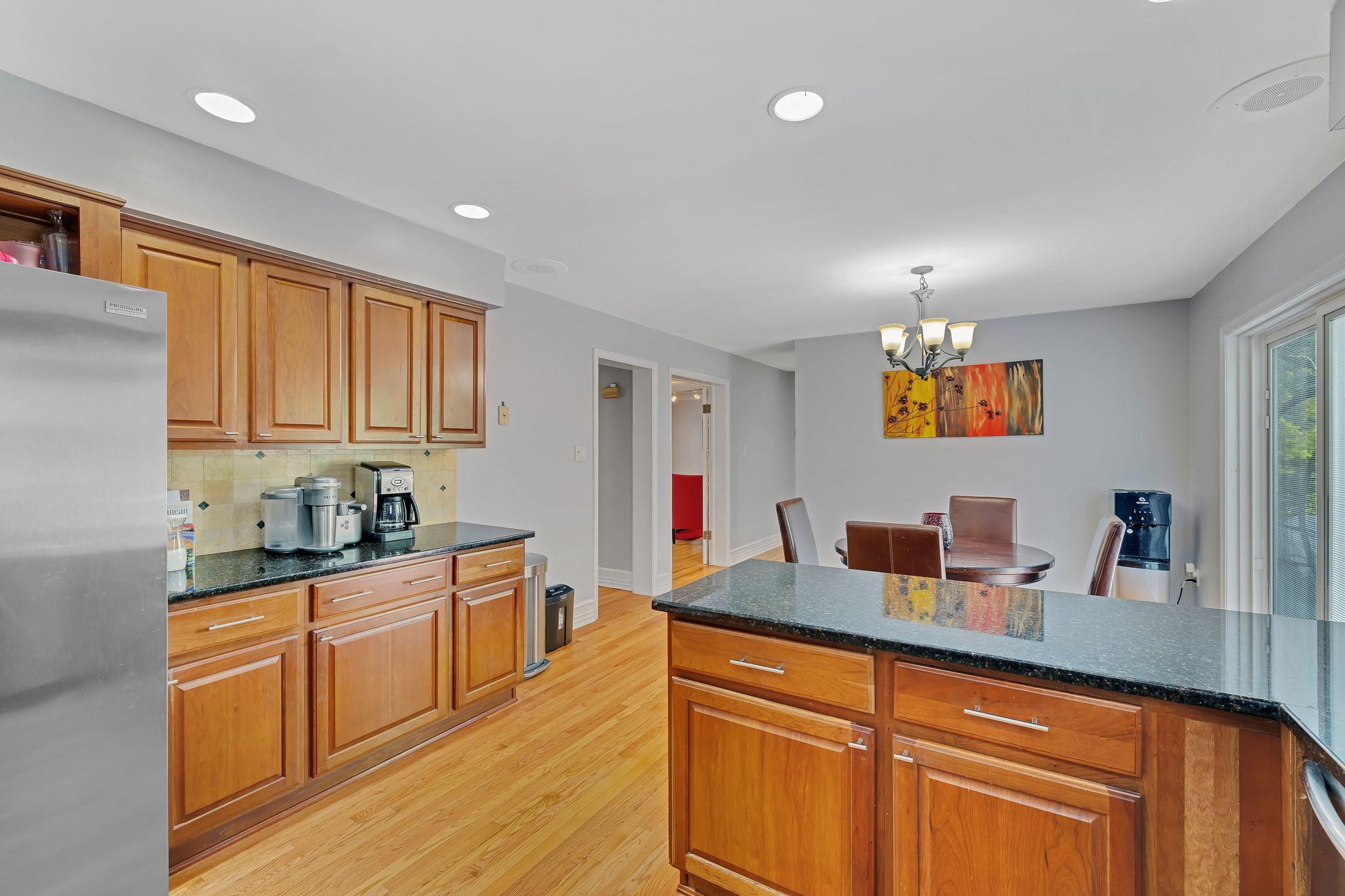 8 Mueller Mountain Road, Putnam Valley, New York image 9