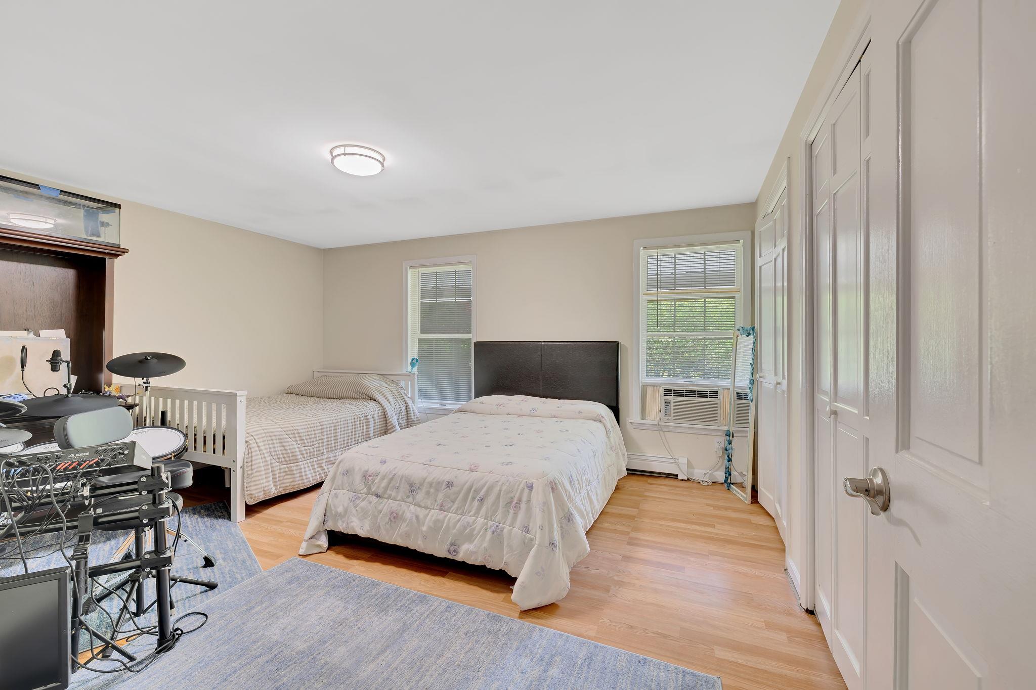 8 Mueller Mountain Road, Putnam Valley, New York image 30