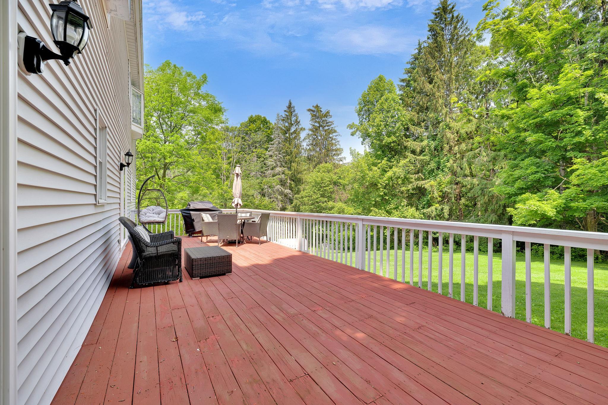 8 Mueller Mountain Road, Putnam Valley, New York image 37