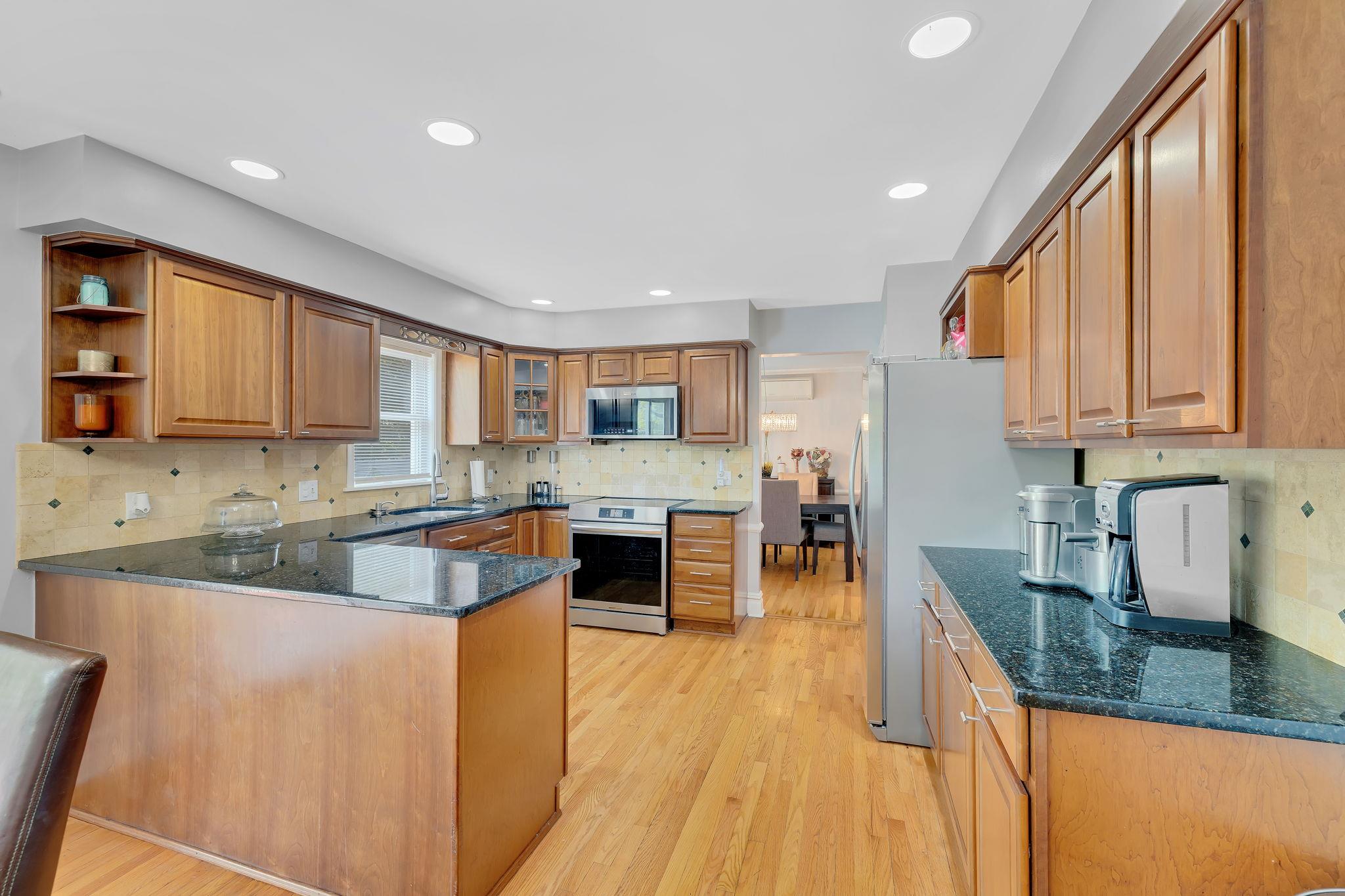 8 Mueller Mountain Road, Putnam Valley, New York image 8