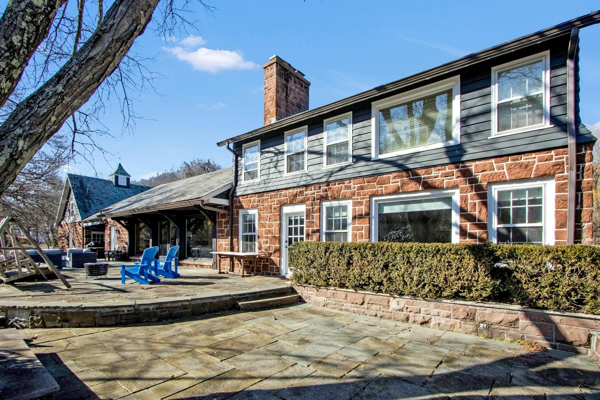 374 S Mountain Road, New City, New York image 5