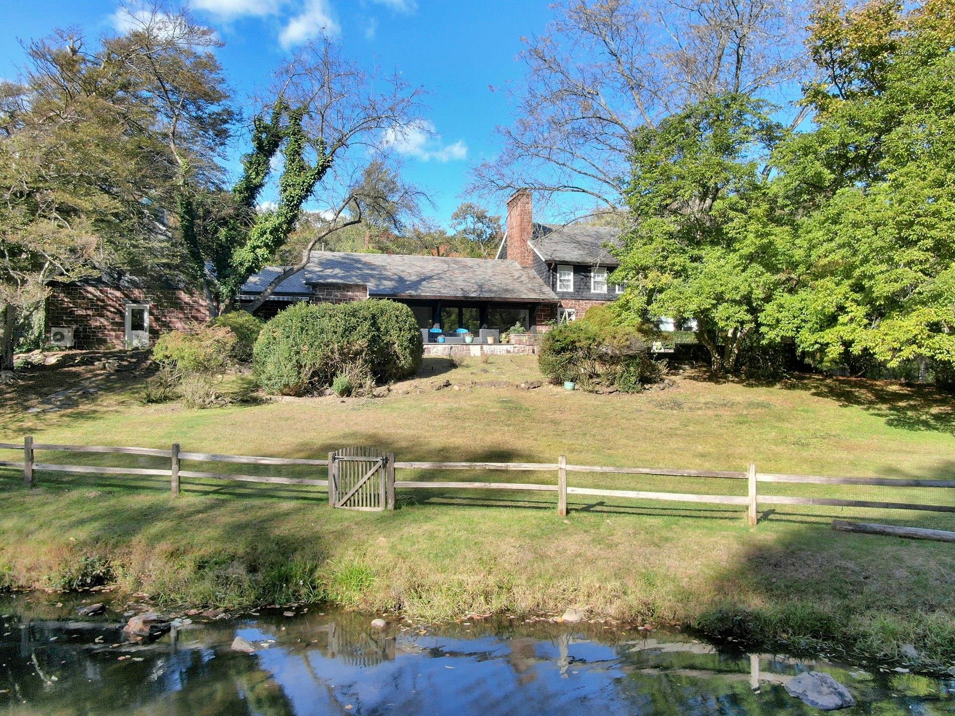 374 S Mountain Road, New City, New York image 39