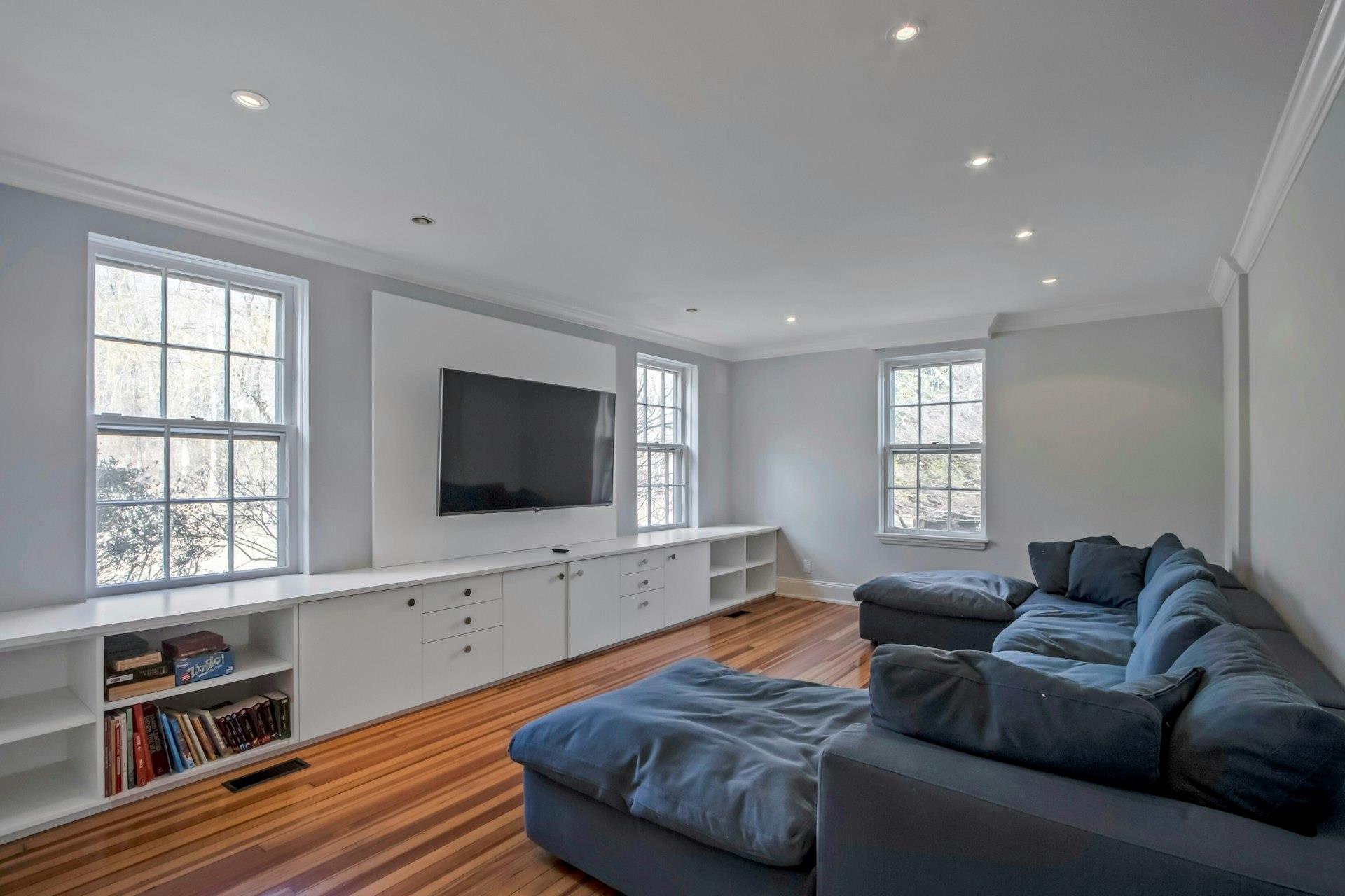 374 S Mountain Road, New City, New York image 16