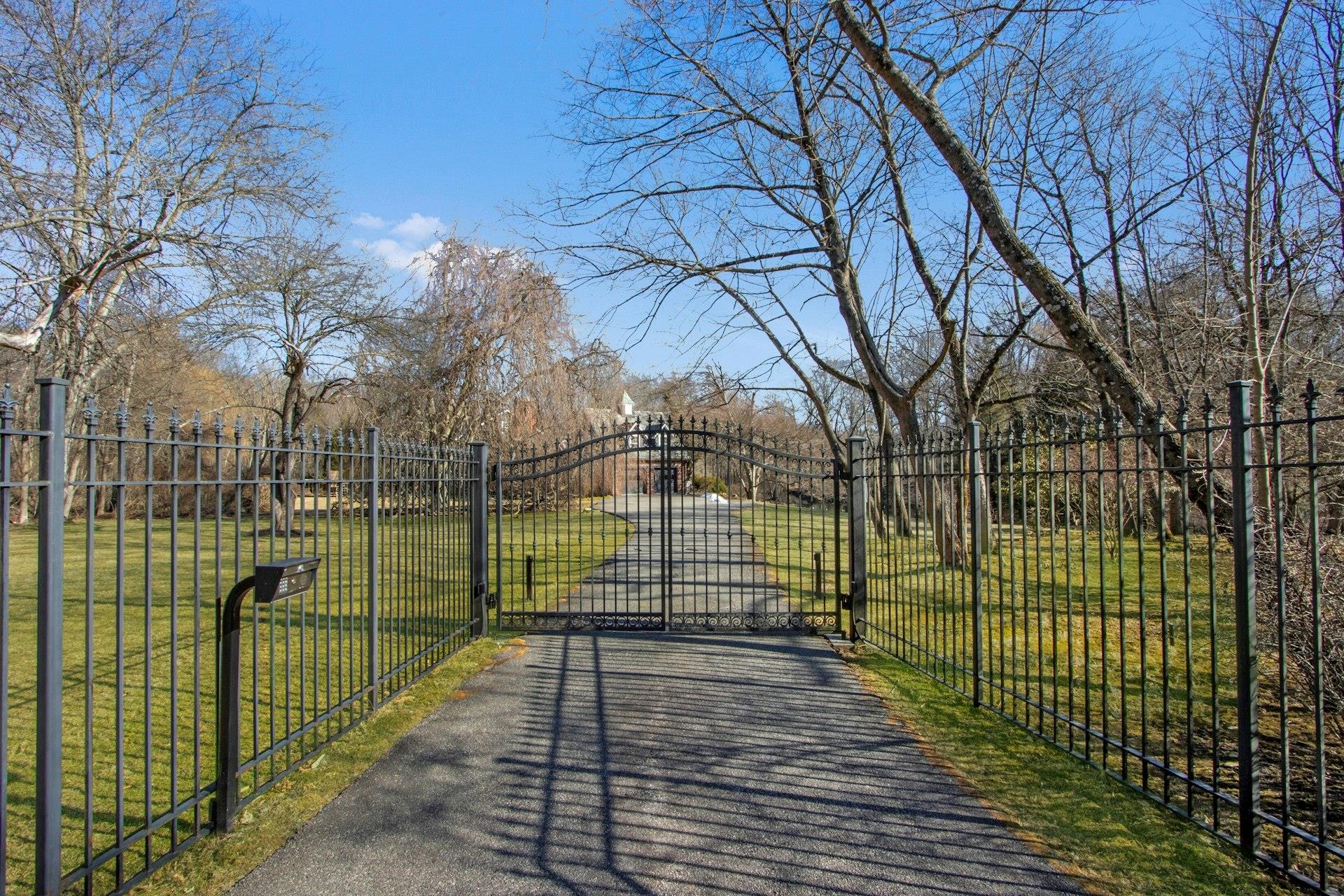 374 S Mountain Road, New City, New York image 44
