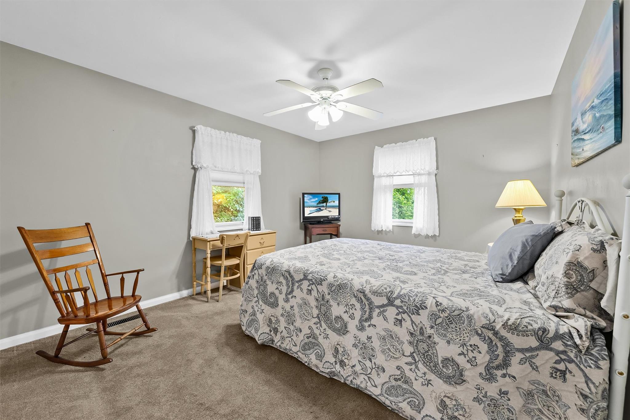 16 Garretson Road, White Plains, New York image 17