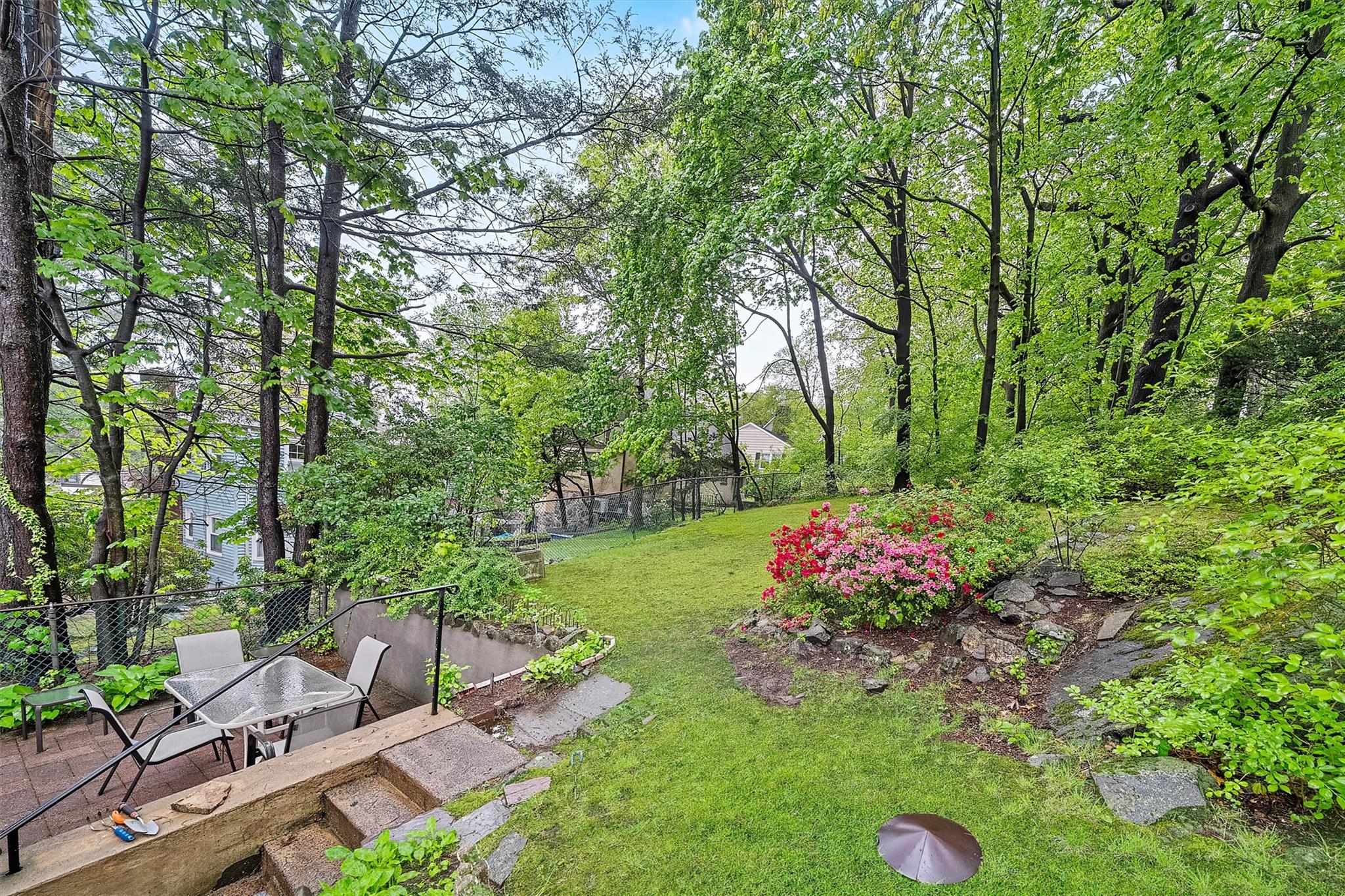 16 Garretson Road, White Plains, New York image 37