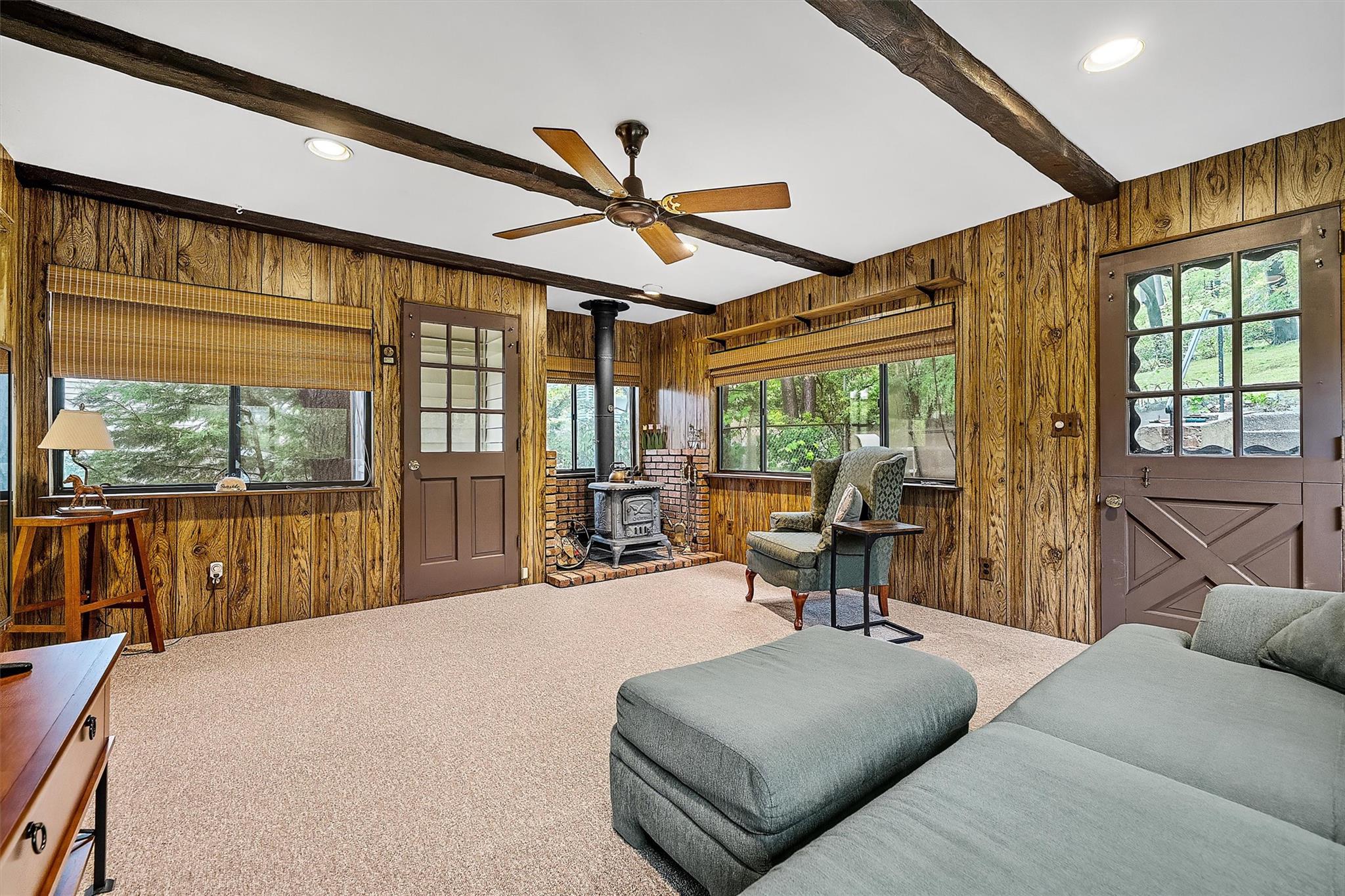 16 Garretson Road, White Plains, New York image 25