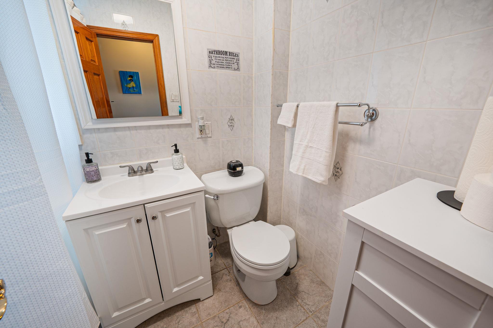 42 S Montague Street, Valley Stream, New York image 18
