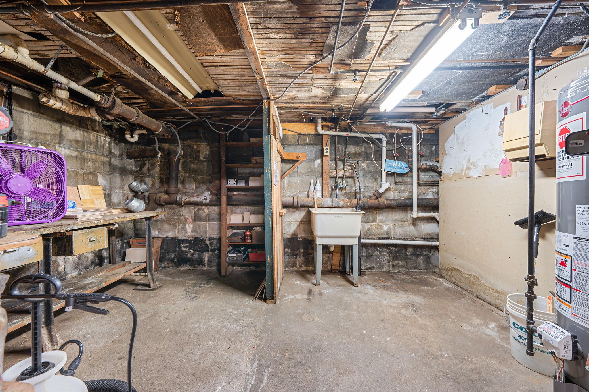42 S Montague Street, Valley Stream, New York image 23
