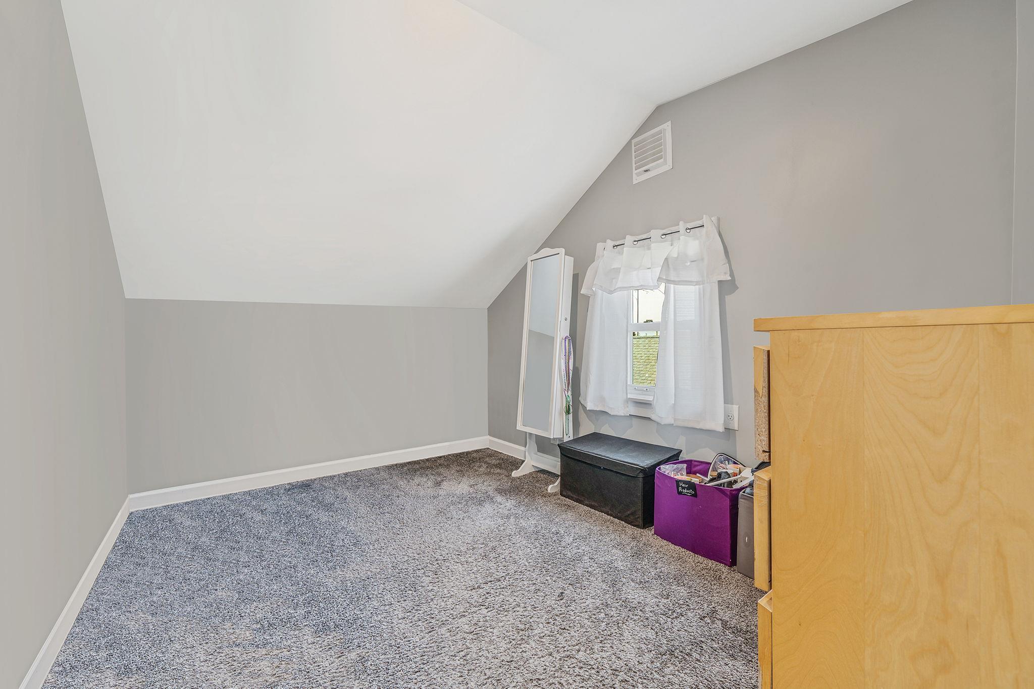 42 S Montague Street, Valley Stream, New York image 21