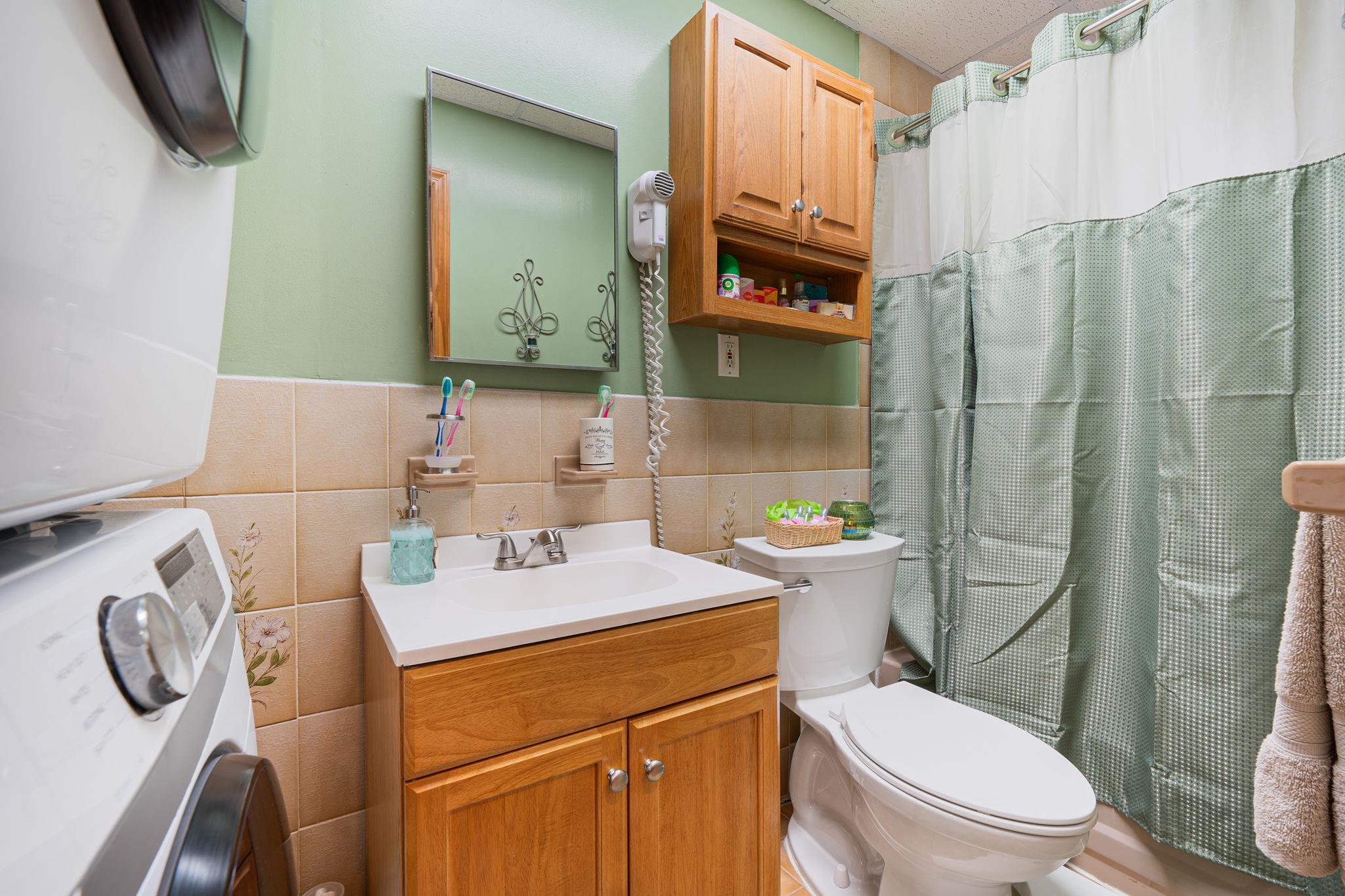 42 S Montague Street, Valley Stream, New York image 14