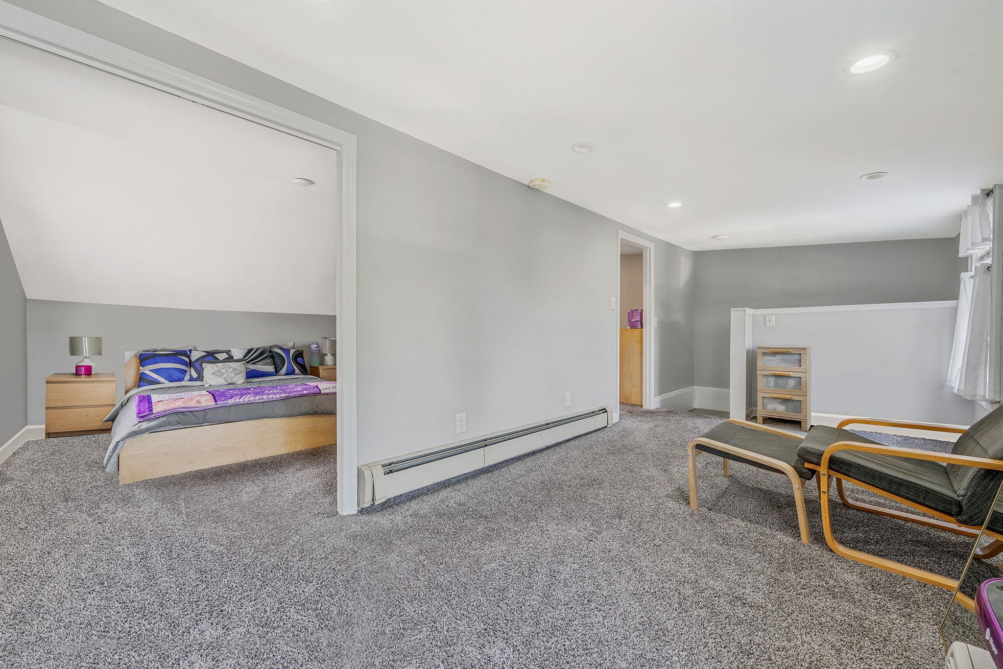 42 S Montague Street, Valley Stream, New York image 20