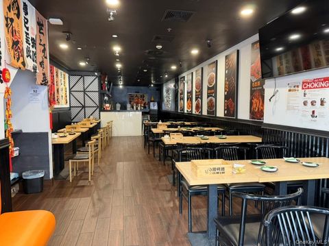 66 Middle Neck Road Great Neck NY 11021